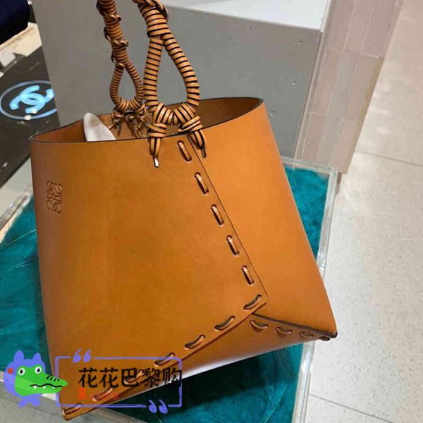 holderloewe / luo yiwei women's bamboo bucket leather joint single shoulder diagonal cross bag handle knittinghandbag hook
holderloewe / luo yiwei women's bamboo bucket leather joint single shoulder diagonal cross bag handle knittinghandbag hook