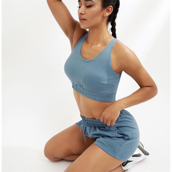 yoga outfit 2 pcs women solid color bra with shorts set fitness gym sports casual running hoodie fashionable
yoga outfit 2 pcs women solid color bra with shorts set fitness gym sports casual running hoodie fashionable