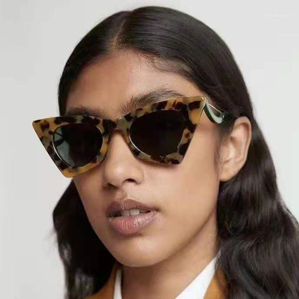 sunglasses 2021 cat eye women designer vintage gradient glasses retro sun female fashion eyewear, White;black
sunglasses 2021 cat eye women designer vintage gradient glasses retro sun female fashion eyewear, White;black