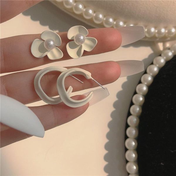 hoop & huggie super fairy white stud earrings ~ pearl flower mori all-match simple ins korean high-grade female, Golden;silver
hoop & huggie super fairy white stud earrings ~ pearl flower mori all-match simple ins korean high-grade female, Golden;silver