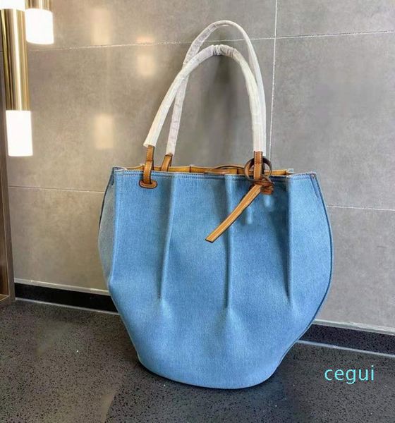 2021 latest denim tote bags luxury designer handbags two sizes available handbag shoulder bag large capacity simple style casual all-match
2021 latest denim tote bags luxury designer handbags two sizes available handbag shoulder bag large capacity simple style casual all-match