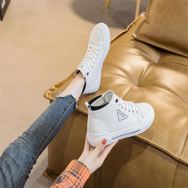 high small white shoes female genuine leather 2021 autumn net red sports casual students running board
high small white shoes female genuine leather 2021 autumn net red sports casual students running board