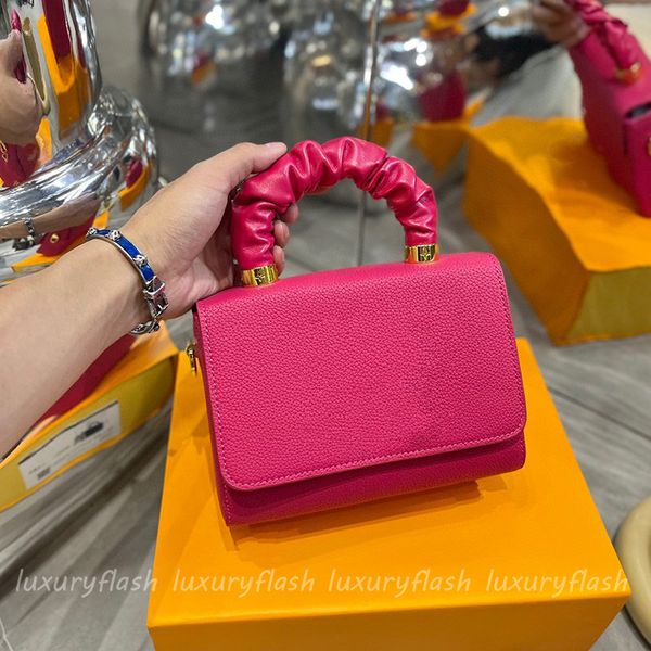 fashion bag lady handbags designer tote twist lock one handle purses classic 4 color pm messenger bag europe and america temperament womens
fashion bag lady handbags designer tote twist lock one handle purses classic 4 color pm messenger bag europe and america temperament womens