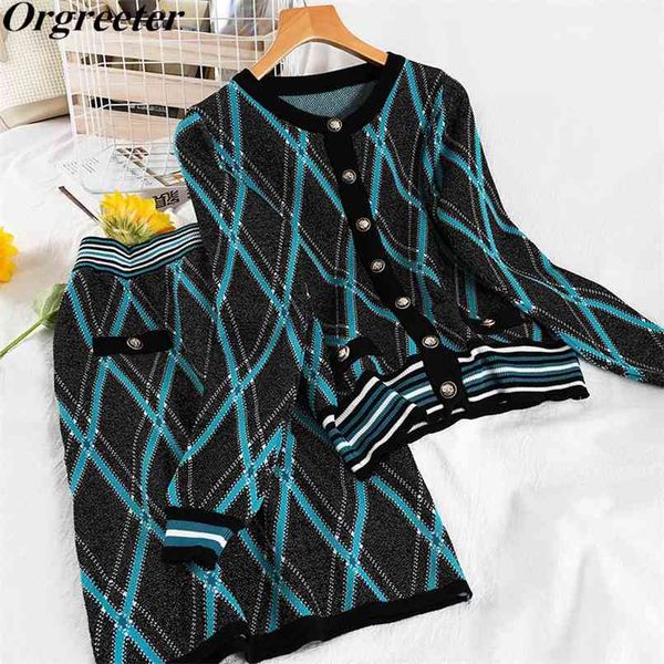 runway design vintage plaid knitting sweater suits women long sleeve single-breasted cardigan mini skirt 2 piece set 210602, White
runway design vintage plaid knitting sweater suits women long sleeve single-breasted cardigan mini skirt 2 piece set 210602, White
