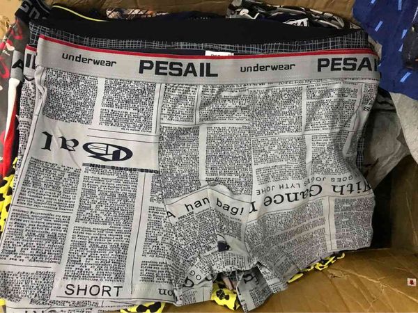cotton miscellaneous printed solid men's boxer underwear mixed style wide edge elastic flat foot, Black;white
cotton miscellaneous printed solid men's boxer underwear mixed style wide edge elastic flat foot, Black;white
