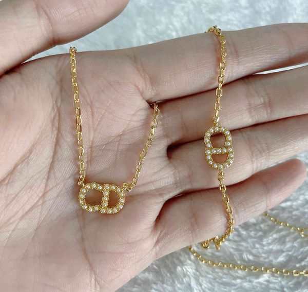 70% off dijia necklace female pearl with diamond crystal small letter clavicle chain neck daily accessories, Silver
70% off dijia necklace female pearl with diamond crystal small letter clavicle chain neck daily accessories, Silver