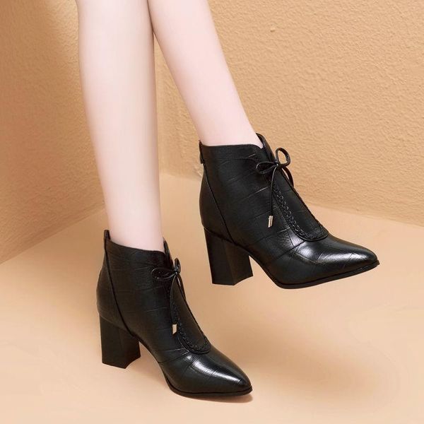 women's high-heeled shoes, narrow head plush warm boots, square heel, back lace up and zipper, black, winter, 2021 boots
women's high-heeled shoes, narrow head plush warm boots, square heel, back lace up and zipper, black, winter, 2021 boots