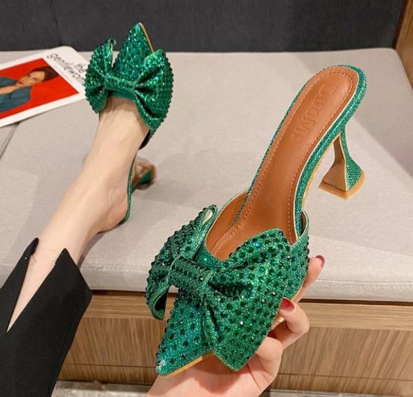 slippers 2021 europe station light luxury pointed bow sandals rhinestone wine glass high heel high-end ladies, Black
slippers 2021 europe station light luxury pointed bow sandals rhinestone wine glass high heel high-end ladies, Black