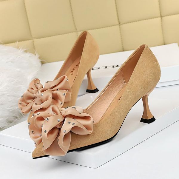 dress shoes women pumps high heels ladies party stiletto & enlargers female wedding pointed suede rhinestone flower zapatos, Black
dress shoes women pumps high heels ladies party stiletto & enlargers female wedding pointed suede rhinestone flower zapatos, Black