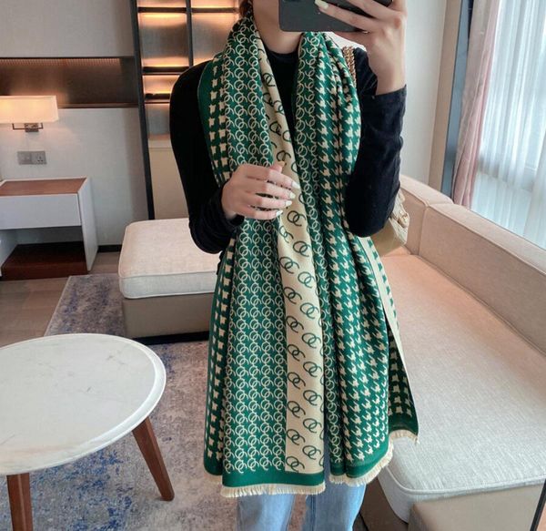 2021 winter scarf men women shawls stylish women cashmere scarfs full letter printed scarves soft touch warm wraps with tags autumn winte, Blue;gray
2021 winter scarf men women shawls stylish women cashmere scarfs full letter printed scarves soft touch warm wraps with tags autumn winte, Blue;gray