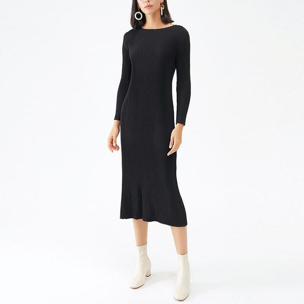 casual dresses autumn and winter 2021 slim basic high waist a-line mid length dress, Black;gray
casual dresses autumn and winter 2021 slim basic high waist a-line mid length dress, Black;gray