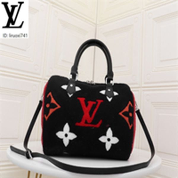 brand designer luxury uby3 m0808 furry color block handbag shoulder bag women handbags iconic bags handles shoulder bags totes cross bod
brand designer luxury uby3 m0808 furry color block handbag shoulder bag women handbags iconic bags handles shoulder bags totes cross bod
