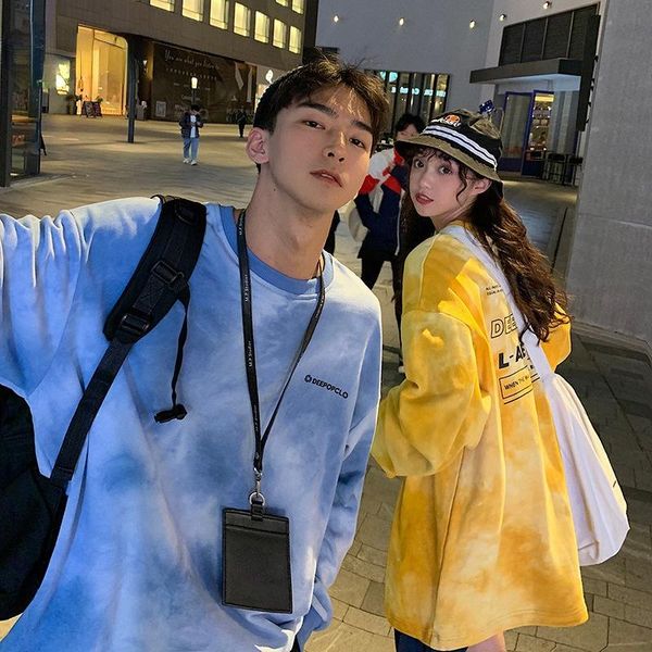 men's casual shirts autumn tie-dye couples wear sweater long-sleeved t-shirt loose wild trend body 2021 top, White;black
men's casual shirts autumn tie-dye couples wear sweater long-sleeved t-shirt loose wild trend body 2021 top, White;black