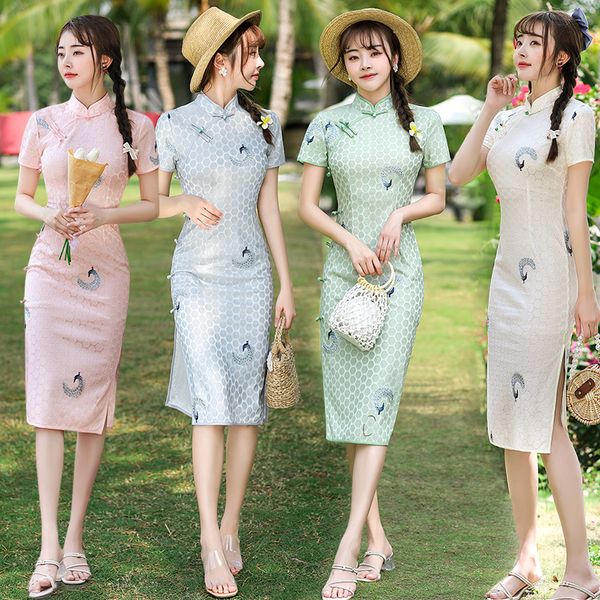 peacock embroidery sequins chiffon knee-length qipao traditional chinese women short sleeve dress daily cheongsam, Red
peacock embroidery sequins chiffon knee-length qipao traditional chinese women short sleeve dress daily cheongsam, Red