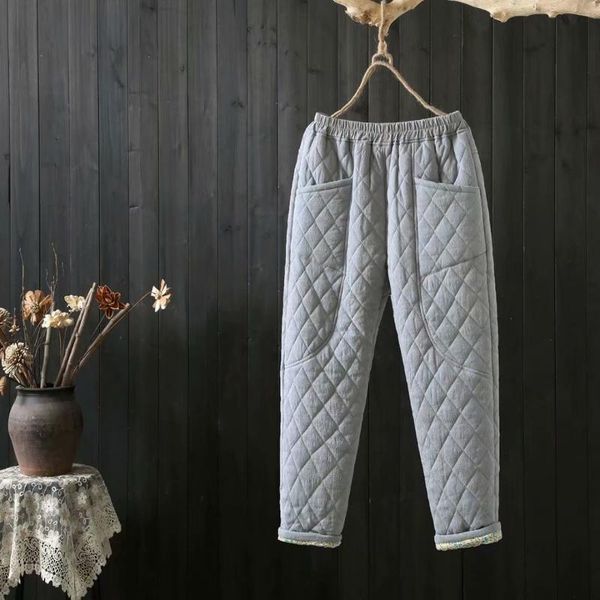 women's pants & capris 2021 winter thickened quilted harem cotton loose-fitting elastic waist argyle plaid trousers warm pockets, Black;white
women's pants & capris 2021 winter thickened quilted harem cotton loose-fitting elastic waist argyle plaid trousers warm pockets, Black;white