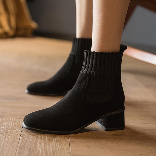 dress shoes 2021 spring and autumn leather round head boots fashion wild single female heeled short z1016, Black
dress shoes 2021 spring and autumn leather round head boots fashion wild single female heeled short z1016, Black