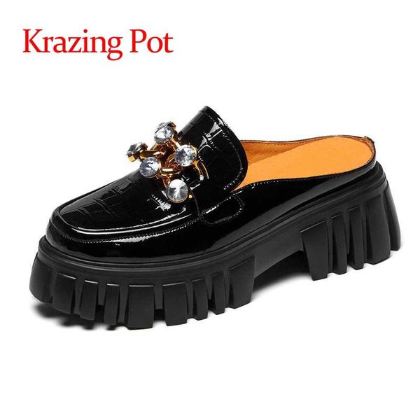 slippers krazing pot cow leather round toe diamond metal fasteners thick bottom european style slip on summer women outside slipper l23, Black
slippers krazing pot cow leather round toe diamond metal fasteners thick bottom european style slip on summer women outside slipper l23, Black