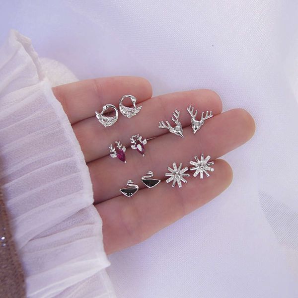 925 sterling silver female gift net red simple small earpin earrings cool wind exquisite tremella hole anti allergy, Black
925 sterling silver female gift net red simple small earpin earrings cool wind exquisite tremella hole anti allergy, Black