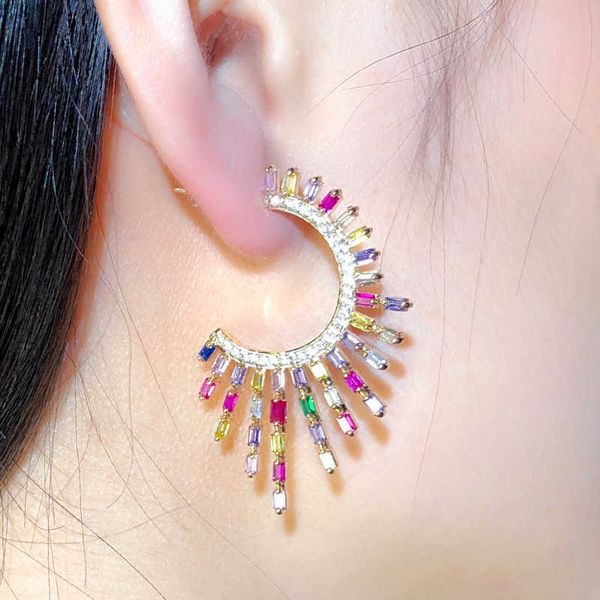 gorgeous round circle cubic zirconia pave multicolor rainbow cz big long stud earrings luxury chic boho jewelry cz697 210714, Golden;silver
gorgeous round circle cubic zirconia pave multicolor rainbow cz big long stud earrings luxury chic boho jewelry cz697 210714, Golden;silver