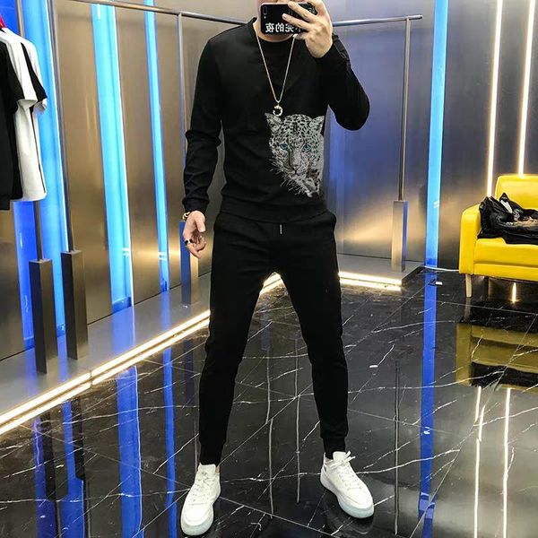 men's tracksuits winter diamond hoodie shiny streetwear male track suit jogging sets cotton sweatshirt and pants, Gray
men's tracksuits winter diamond hoodie shiny streetwear male track suit jogging sets cotton sweatshirt and pants, Gray