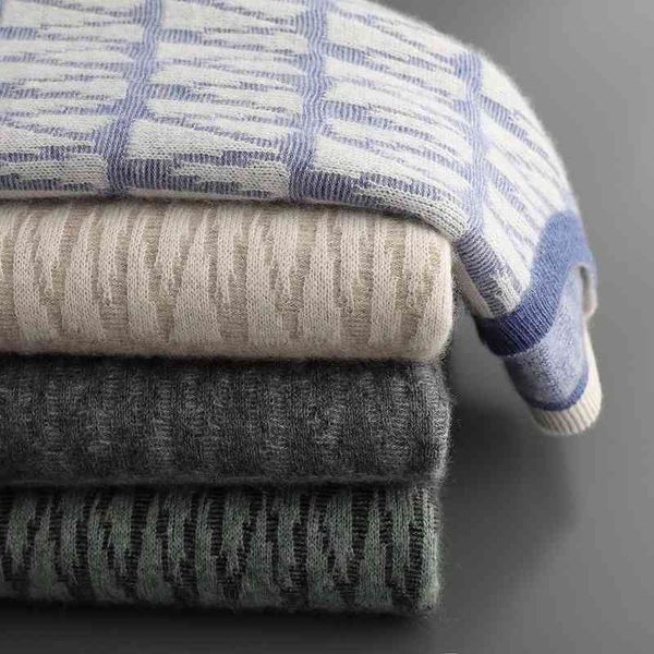 pullover cardigan sweaters 21 autumn and winter men's cashmere thickened round neck jacquard soft waxy casual inner layer, White;black
pullover cardigan sweaters 21 autumn and winter men's cashmere thickened round neck jacquard soft waxy casual inner layer, White;black
