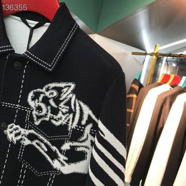 men's jackets zk2124 fashion coats & 2021 runway luxury european design party style clothing, Black;brown
men's jackets zk2124 fashion coats & 2021 runway luxury european design party style clothing, Black;brown