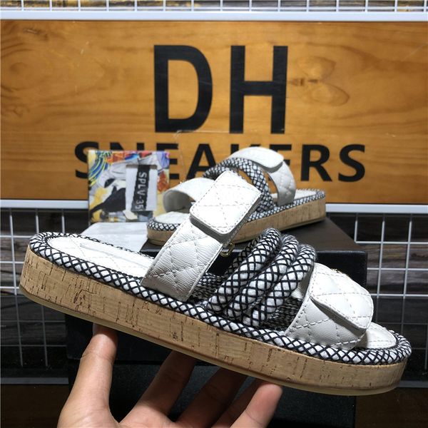 fashion light comfortable womens designer slides slipper summer rubber beach slide fashions men women designers flat slippers indoor size wi, Black
fashion light comfortable womens designer slides slipper summer rubber beach slide fashions men women designers flat slippers indoor size wi, Black