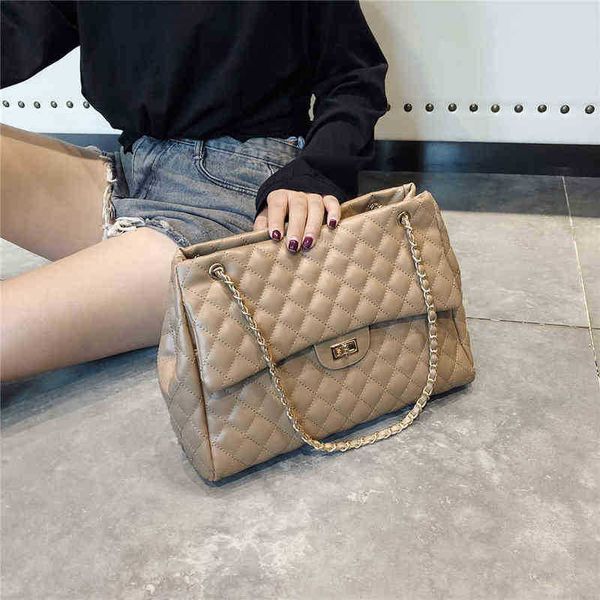 2022women pu leather shoulder bag fashion designer ladies messenger bags new luxury female large capacity crossbody bag
2022women pu leather shoulder bag fashion designer ladies messenger bags new luxury female large capacity crossbody bag