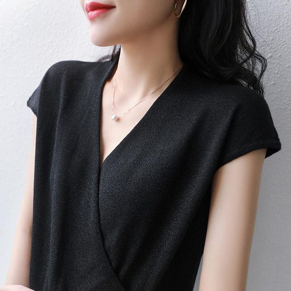 spring and autumn wrapped chest v-neck t-shirt knitwear pure color short sleeve bottoming shirt women's, White
spring and autumn wrapped chest v-neck t-shirt knitwear pure color short sleeve bottoming shirt women's, White