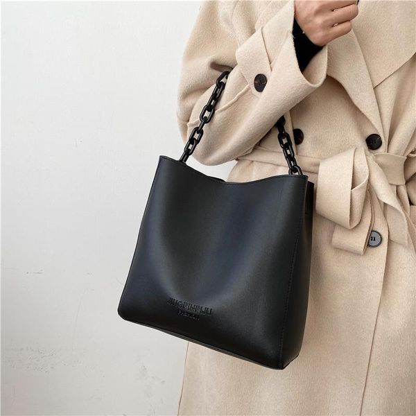 evening bags brand design women shoulder crossbody bag large capacity chain composite bucket handbags pu leather female totes bolsa feminin
evening bags brand design women shoulder crossbody bag large capacity chain composite bucket handbags pu leather female totes bolsa feminin