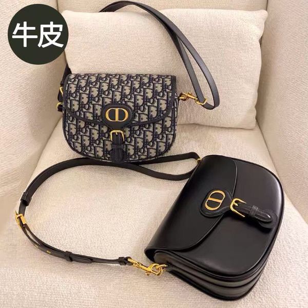 christian women's 2020 new baby bag leather retro saddle bag slanting single shoulder underarm bag star mini messenger handbag wallet y
christian women's 2020 new baby bag leather retro saddle bag slanting single shoulder underarm bag star mini messenger handbag wallet y