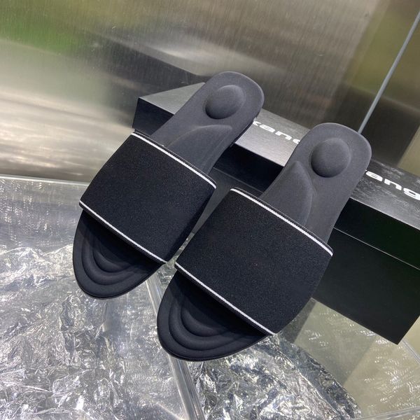 brand wholesale designers summer new women casual slippers fashion skin-friendly and comfortable girl shoes size us4.5-7eu35-40, Black
brand wholesale designers summer new women casual slippers fashion skin-friendly and comfortable girl shoes size us4.5-7eu35-40, Black