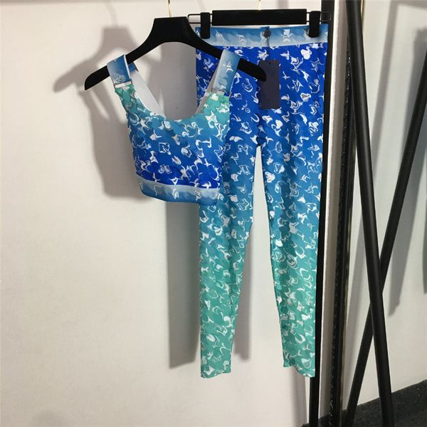 candy color gradient tracksuits letter printed elastic suspender vest women sports yoga running jogging leggings set with chest pad, Gray
candy color gradient tracksuits letter printed elastic suspender vest women sports yoga running jogging leggings set with chest pad, Gray