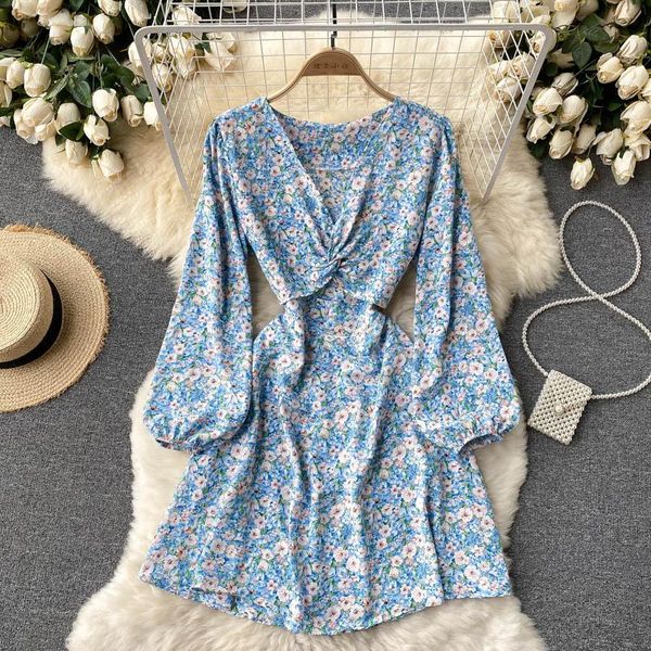 casual dresses singreiny women retro floral dress puff sleeve v neck hollow waist a-line 2021 autumn bohemian print vacation short, Black;gray
casual dresses singreiny women retro floral dress puff sleeve v neck hollow waist a-line 2021 autumn bohemian print vacation short, Black;gray