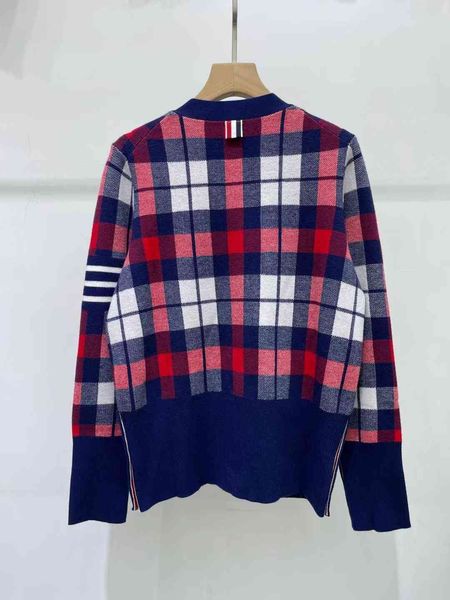 tb college contrast checked knitted cardigan women's autumn 2021 foreign style age reducing versatile sweater coat, White;black
tb college contrast checked knitted cardigan women's autumn 2021 foreign style age reducing versatile sweater coat, White;black