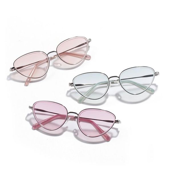 metal designer cat eye sunglasses women party vintage rimless gradient sun glasses for female uv400 eyewear, White;black
metal designer cat eye sunglasses women party vintage rimless gradient sun glasses for female uv400 eyewear, White;black