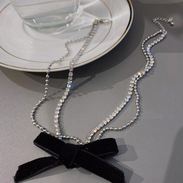 chokers 2021 women's double deck necklaces fashion cubic zirconia bow chain charm cz crystal wedding party jewelry, Golden;silver
chokers 2021 women's double deck necklaces fashion cubic zirconia bow chain charm cz crystal wedding party jewelry, Golden;silver