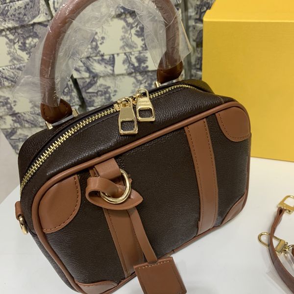 shoulder bags luxury designer portable dual-use ladies fashiontemperament generous detachable shoulder strap high-quality brand bag without
shoulder bags luxury designer portable dual-use ladies fashiontemperament generous detachable shoulder strap high-quality brand bag without