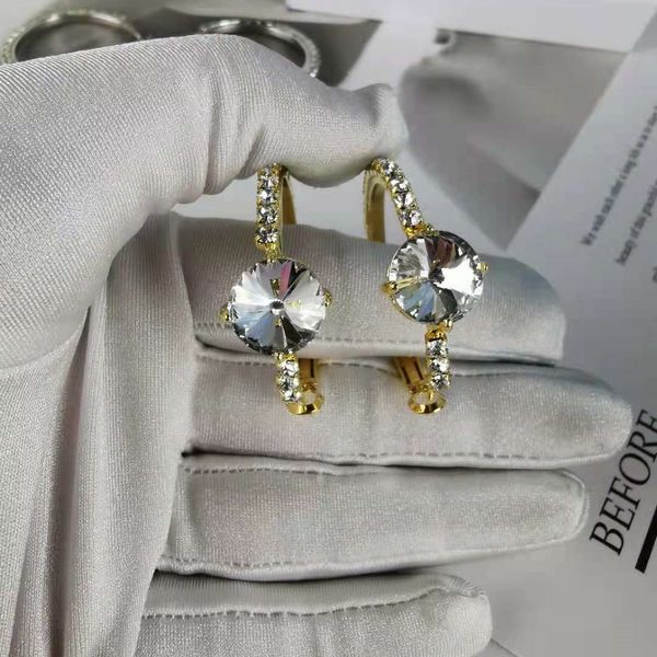 70% off new full diamond earrings age reducing zircon hoop earrings, Golden;silver
70% off new full diamond earrings age reducing zircon hoop earrings, Golden;silver