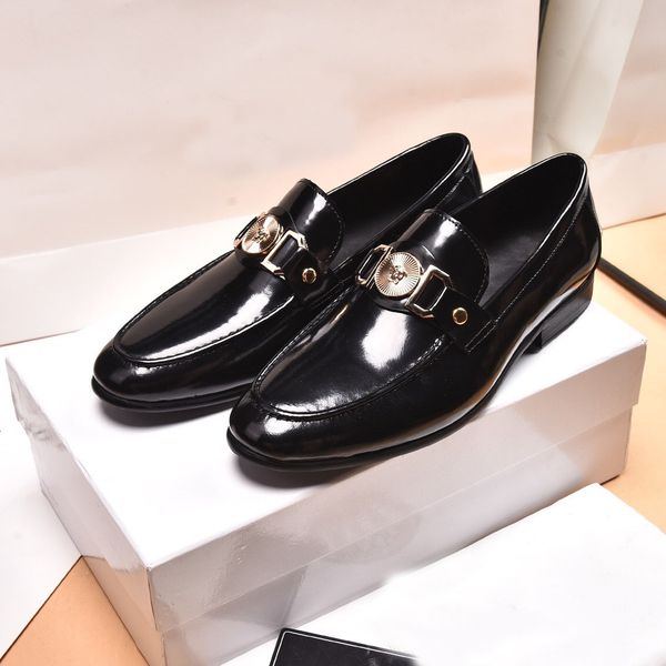 2022 gentlemen fashion slip on flats genuine leather formal business oxford shoes mens brand wedding party dress shoes size 38-45, Black
2022 gentlemen fashion slip on flats genuine leather formal business oxford shoes mens brand wedding party dress shoes size 38-45, Black