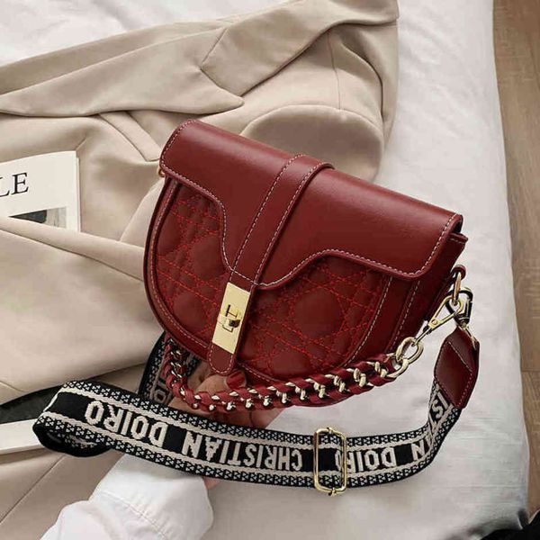 84% off shop factory wide shoulder strap small bag women's new fashion chain saddle versatile hand lingge single shoulder messenger bag
84% off shop factory wide shoulder strap small bag women's new fashion chain saddle versatile hand lingge single shoulder messenger bag