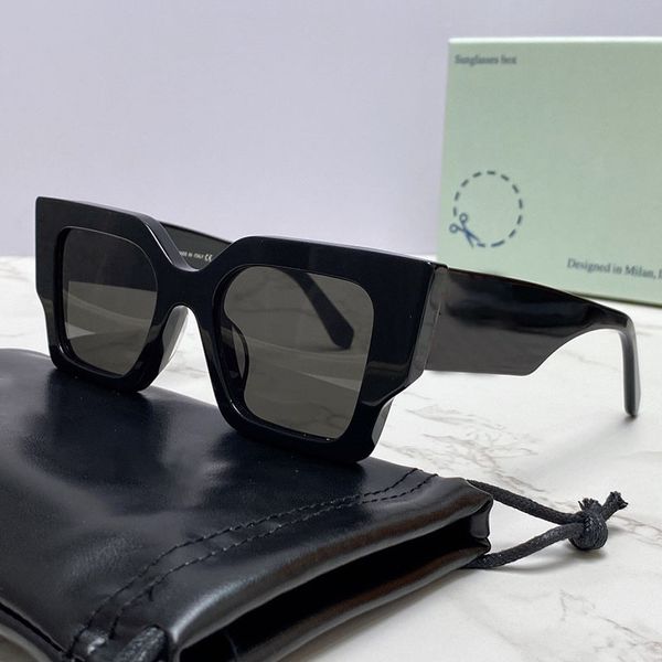 2022 summer new catalina womens sunglasses for men off er1003 super thick square frame wide temples classic plate black vacation glasses cas, White;black
2022 summer new catalina womens sunglasses for men off er1003 super thick square frame wide temples classic plate black vacation glasses cas, White;black