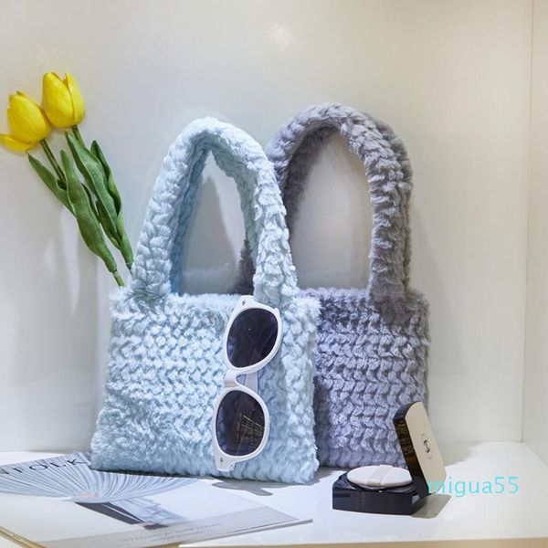 shoulder bags autumn winter fashion wool handbag plush makeup hand carry purse girls bag
shoulder bags autumn winter fashion wool handbag plush makeup hand carry purse girls bag