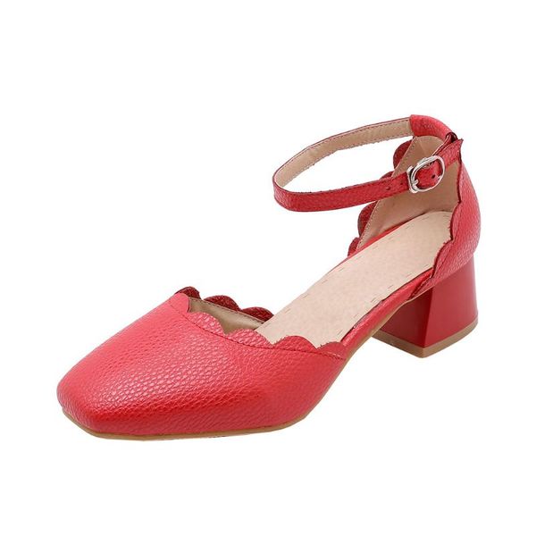 spring and summer product square head thick with the middle size code 32-48 buckle hollow sandals female, Black
spring and summer product square head thick with the middle size code 32-48 buckle hollow sandals female, Black