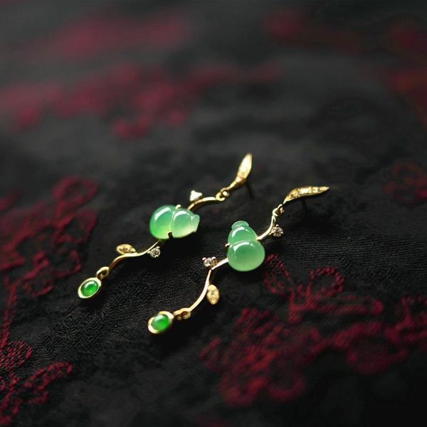 dangle & chandelier original plant surround gourd design sense natural chalcedony earrings elegant charm creative retro silver jewelry
dangle & chandelier original plant surround gourd design sense natural chalcedony earrings elegant charm creative retro silver jewelry