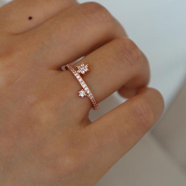 wedding rings elegant micro pave cz crystal star snowflake midi tiny delicate rose gold color elegance drip simple fashion women ring, Slivery;golden
wedding rings elegant micro pave cz crystal star snowflake midi tiny delicate rose gold color elegance drip simple fashion women ring, Slivery;golden