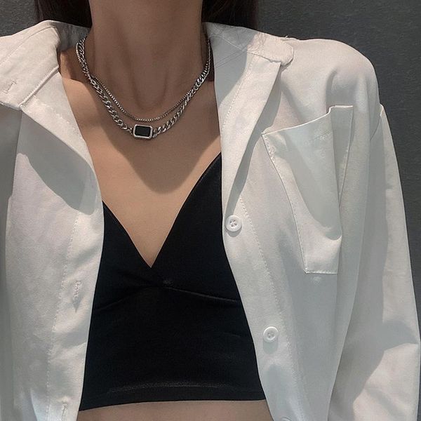 chains women's vintage multilayer square chain necklace gold silver color fashion portrait of jewelry
chains women's vintage multilayer square chain necklace gold silver color fashion portrait of jewelry