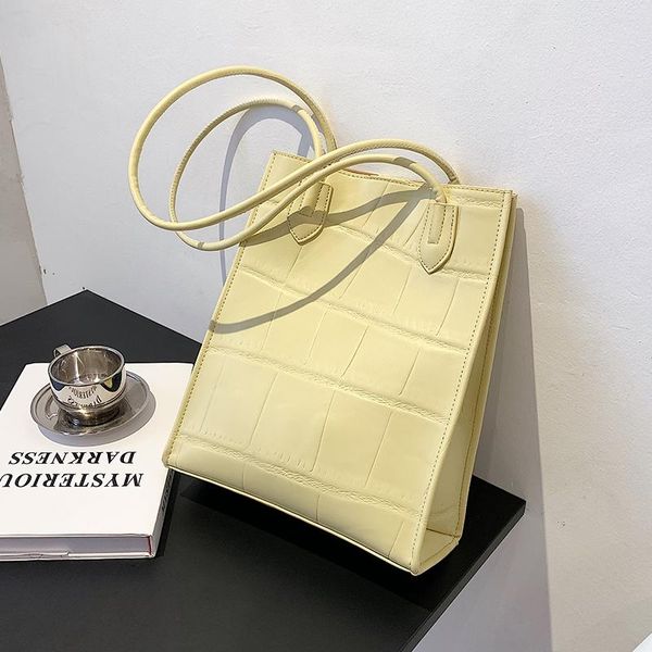 evening bags original brand simple large-capacity female bag wild 2021 fashion shoulder portable tote underarm
evening bags original brand simple large-capacity female bag wild 2021 fashion shoulder portable tote underarm