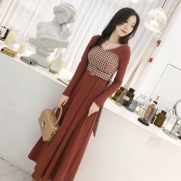 casual dresses autumn temperament retro slim knit long-sleeved dress 2021 plaid stitching v-neck korean long, Black;gray
casual dresses autumn temperament retro slim knit long-sleeved dress 2021 plaid stitching v-neck korean long, Black;gray