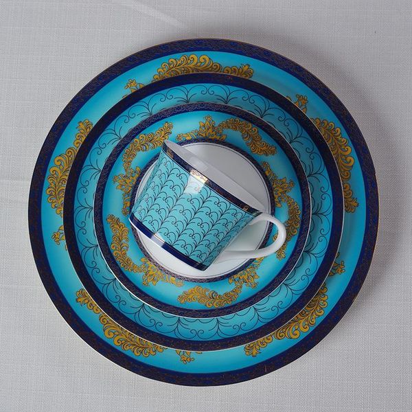 dinnerware sets fashion green ceramic plate western home decoration round color model room tableware
dinnerware sets fashion green ceramic plate western home decoration round color model room tableware